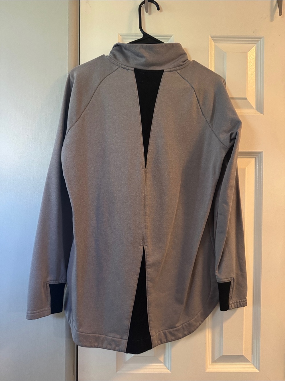 Smartwool Gray Quarter-Zip Layering Top with Black Zipper - Picture 6 of 6